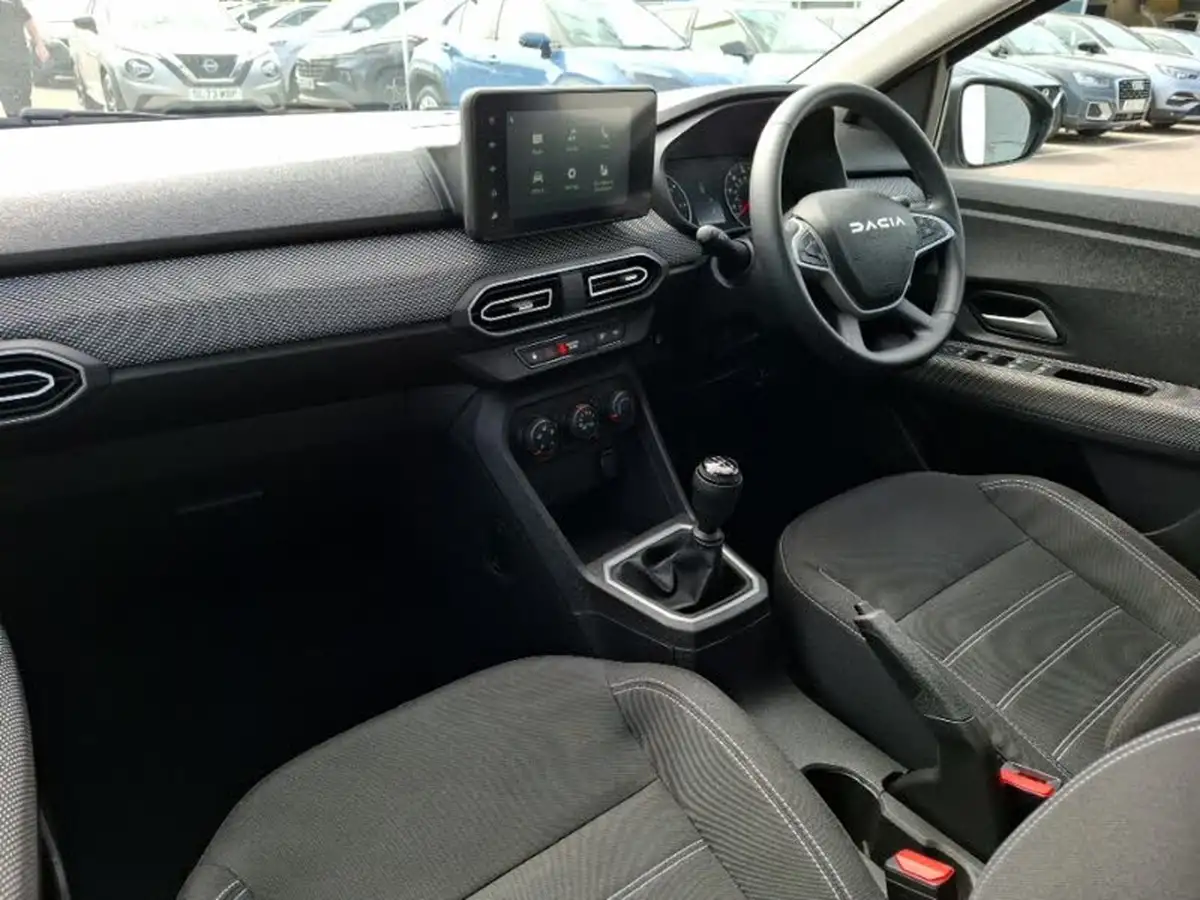 2023-dacia-sandero-10-tce-expression-90bhp-big-4