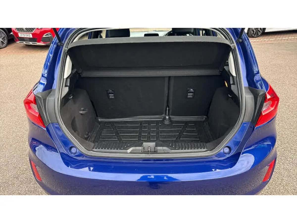 2018-ford-fiesta-11-ti-vct-zetec-5d-big-3