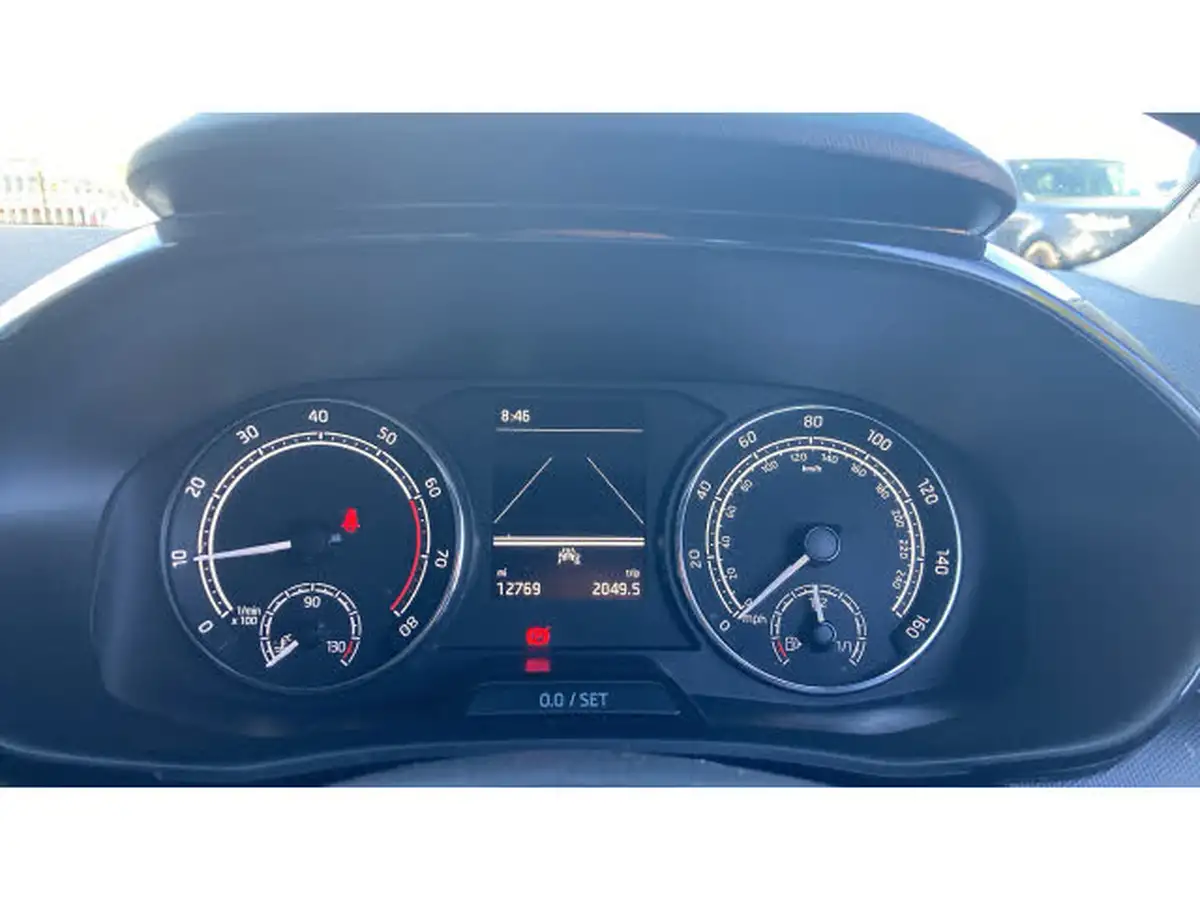 2022-skoda-fabia-10-mpi-se-comfort-big-10