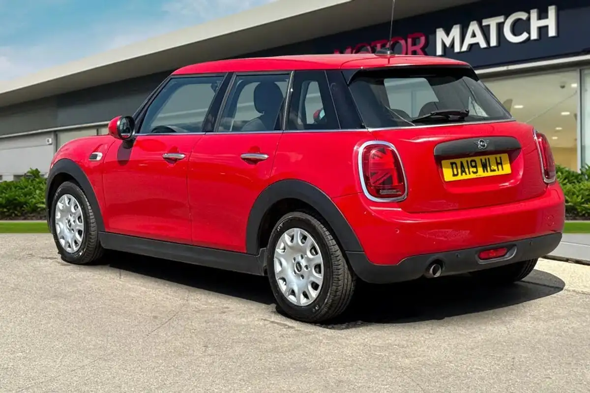 2019-mini-cooper-15-one-classic-101bhp-5d-big-1