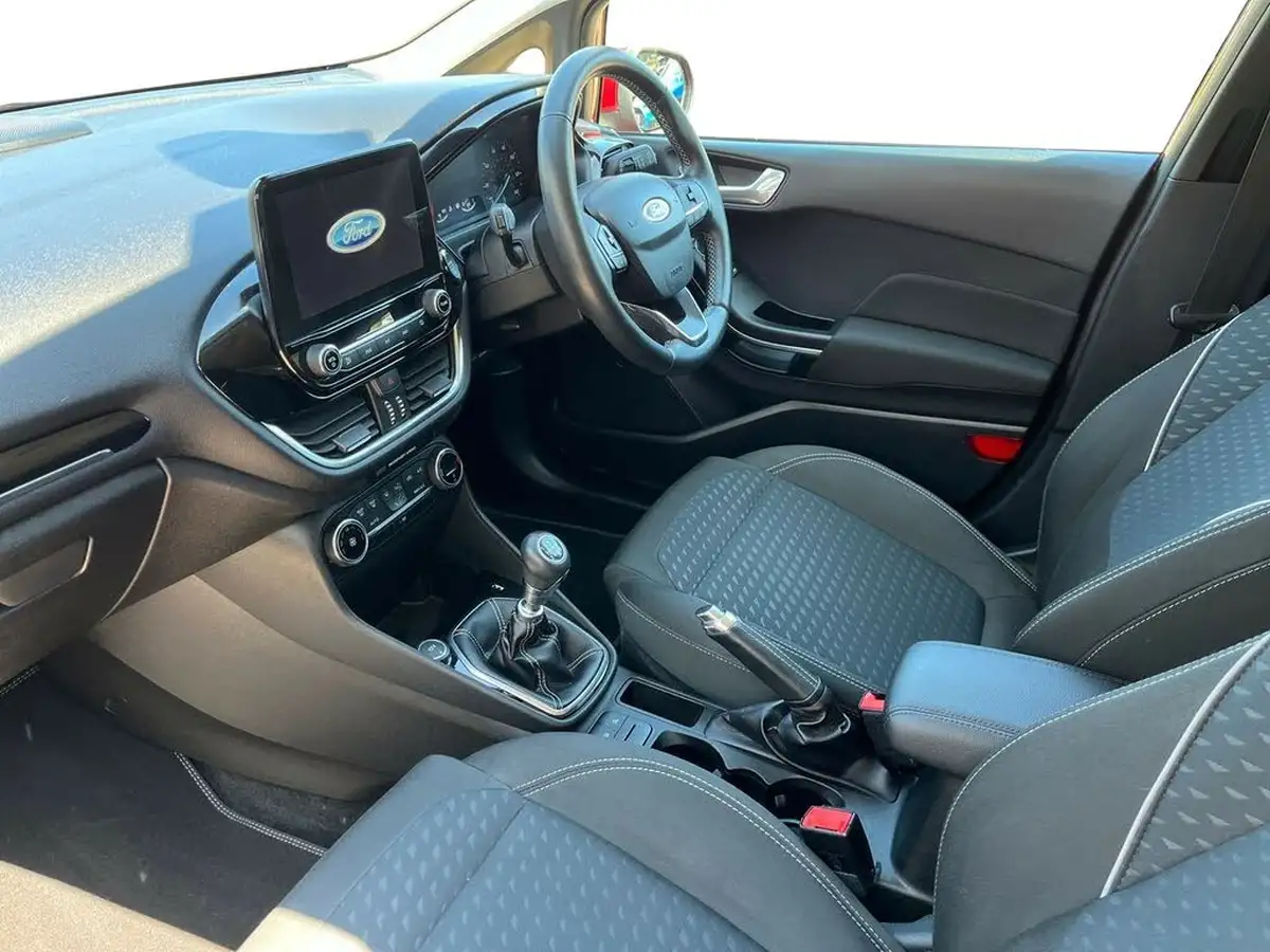 2018-ford-fiesta-10t-titanium-100ps-5d-big-13