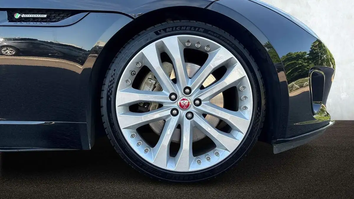 2019-jaguar-f-type-30-v6-sc-r-dynamic-340ps-coupe-auto-big-7