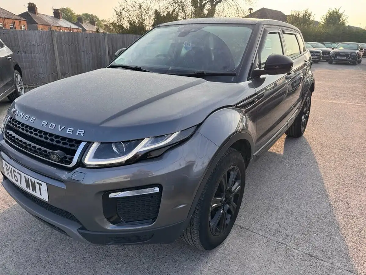 2017-land-rover-range-rover-evoque-20ed4-se-tech-hatchback-5d-big-0