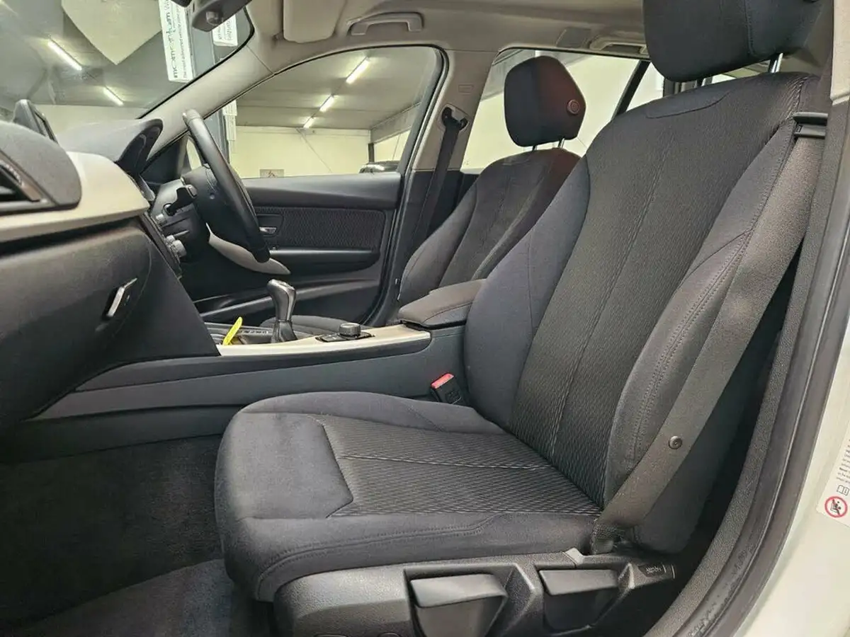 2014-bmw-3-series-20td-318d-se-touring-5d-big-28