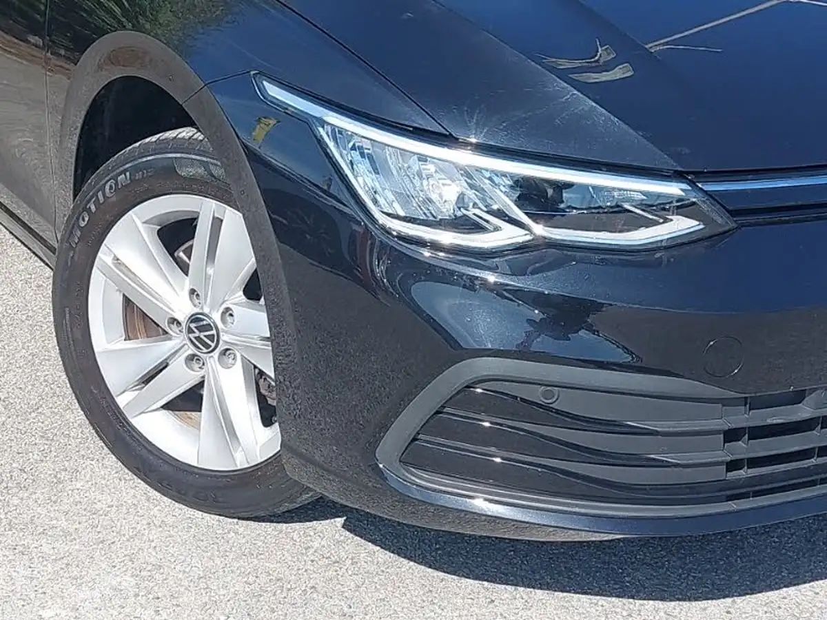 2020-volkswagen-golf-15-tsi-life-130ps-hatchback-big-8