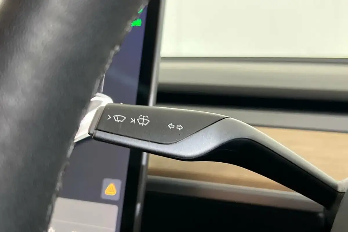 2021-tesla-model-3-e-long-range-4x4-big-27