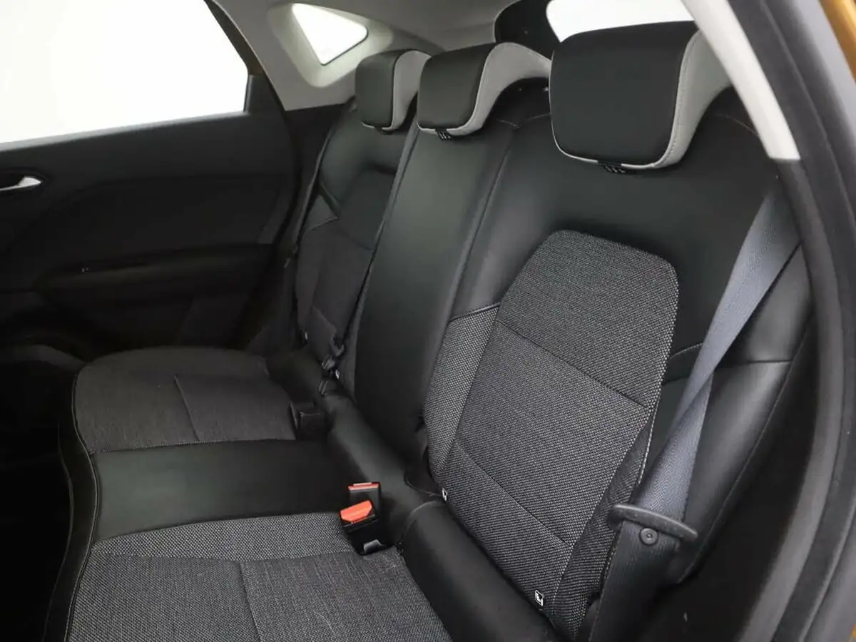 2020-renault-captur-13-tce-s-edition-130bhp-edc-auto-big-14