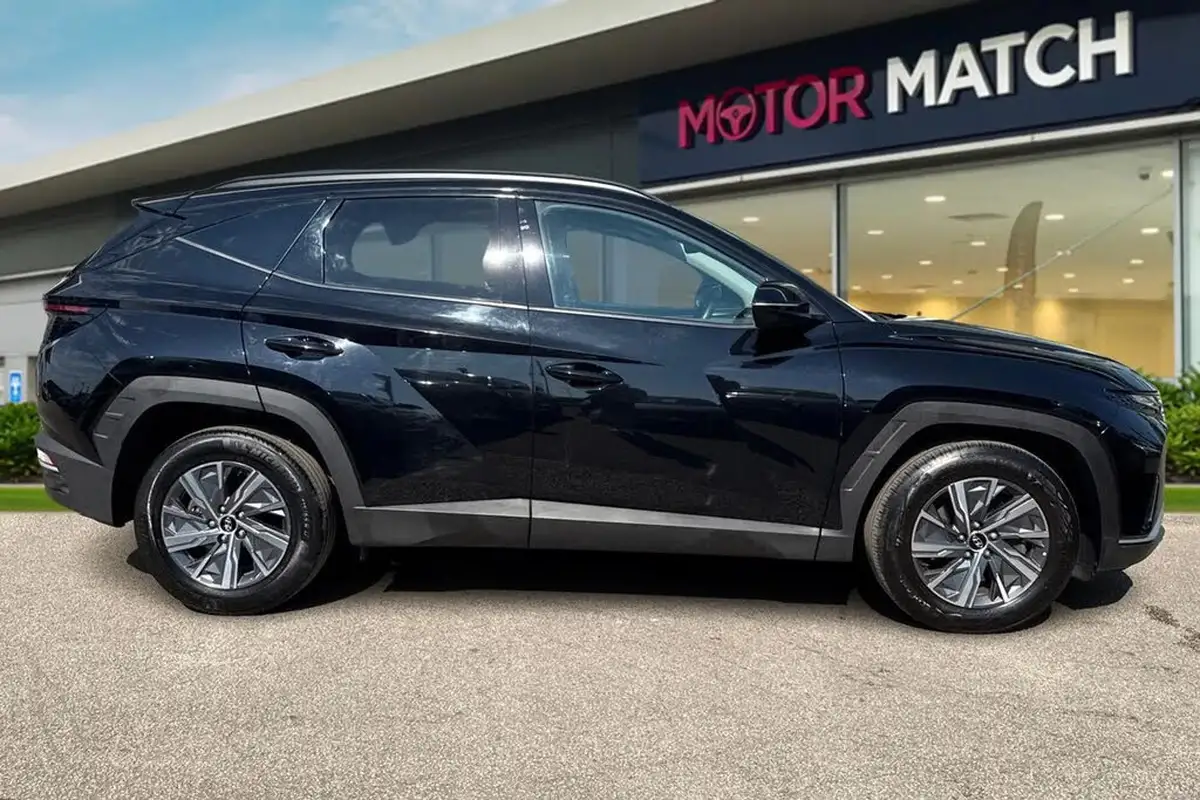 2023-hyundai-tucson-16-t-gdi-se-connect-150ps-big-2