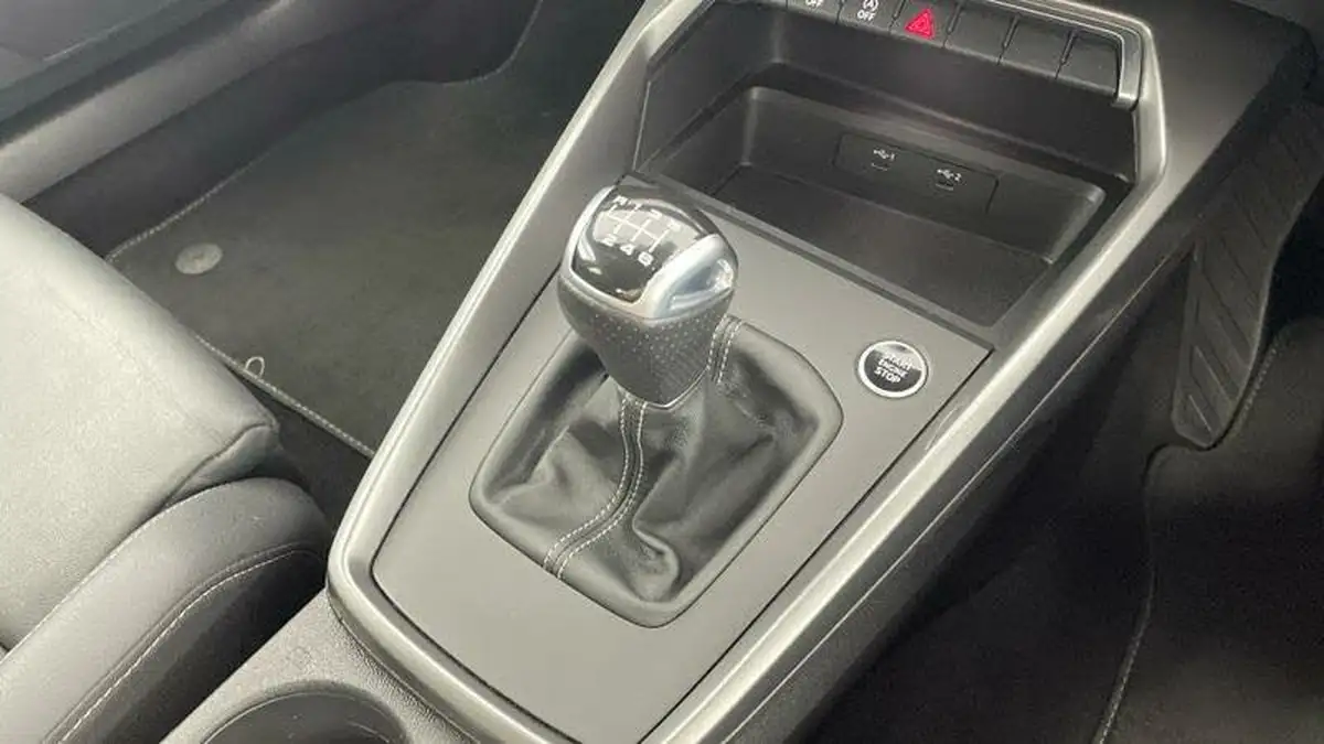 2022-audi-a3-15-35-tfsi-s-line-sportback-5d-big-13