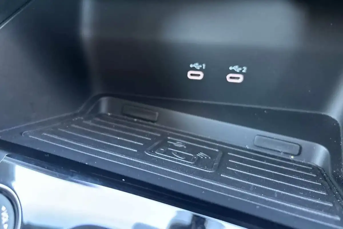 2025-audi-a3-15-40-tfsi-e-sport-big-12