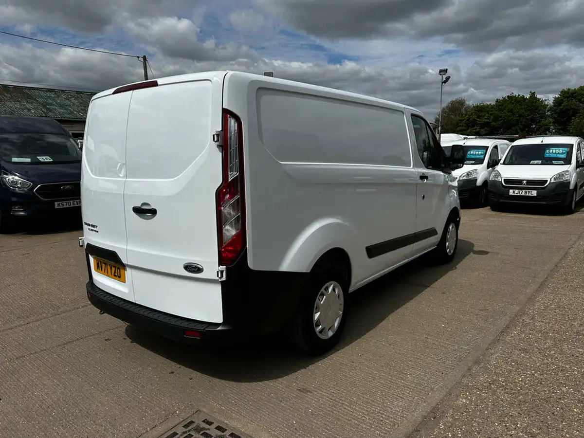 2021-ford-transit-custom-20tdci-300-l1h1-leader-105pseu6dt-panel-van-big-9