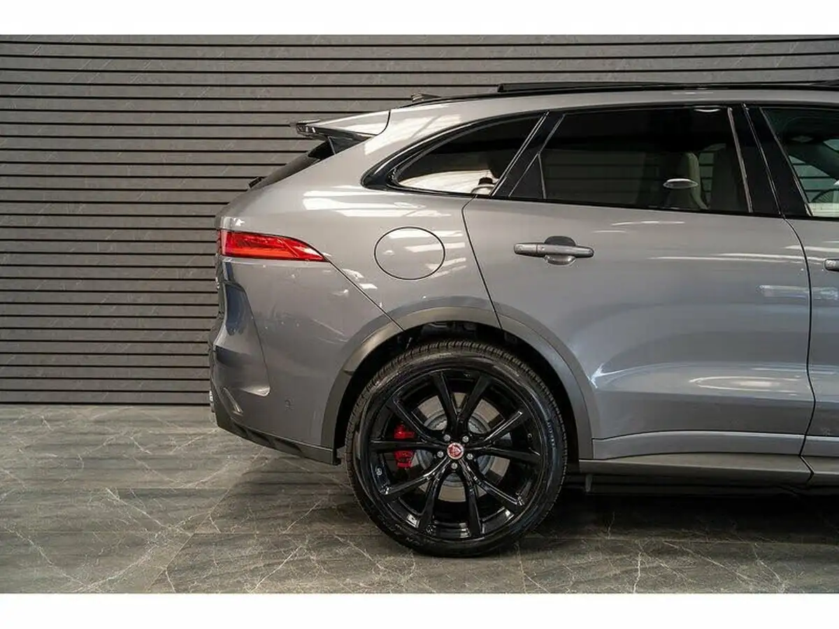 2020-jaguar-f-pace-50-v8-sc-svr-big-5