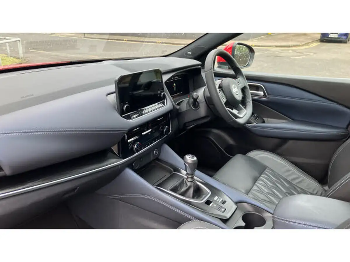 2021-nissan-qashqai-13-dig-t-tekna-big-8