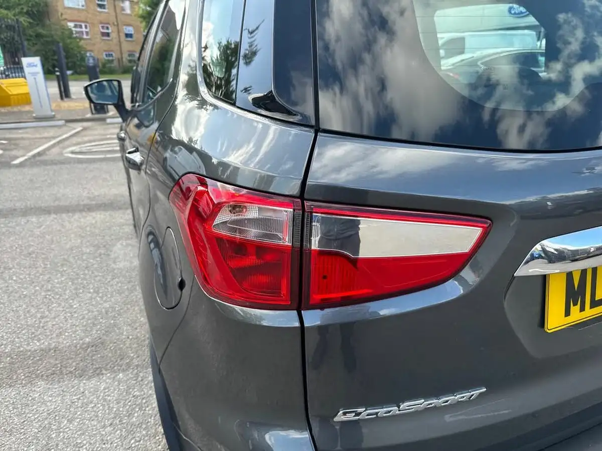 2022-ford-ecosport-10t-titanium-big-32