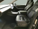 2022-tesla-model-y-e-long-range-small-3