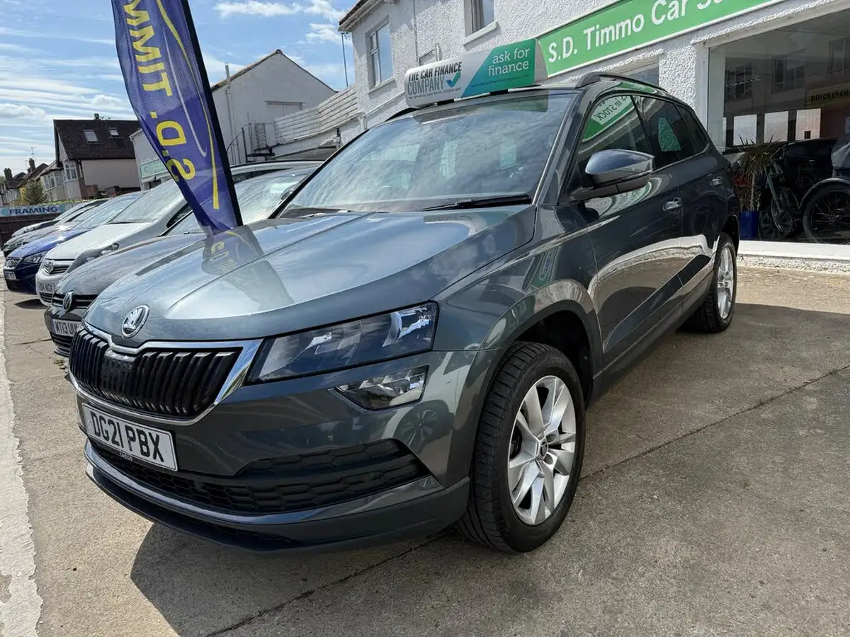 2021-skoda-karoq-15-tsi-se-technology-dsg-big-1