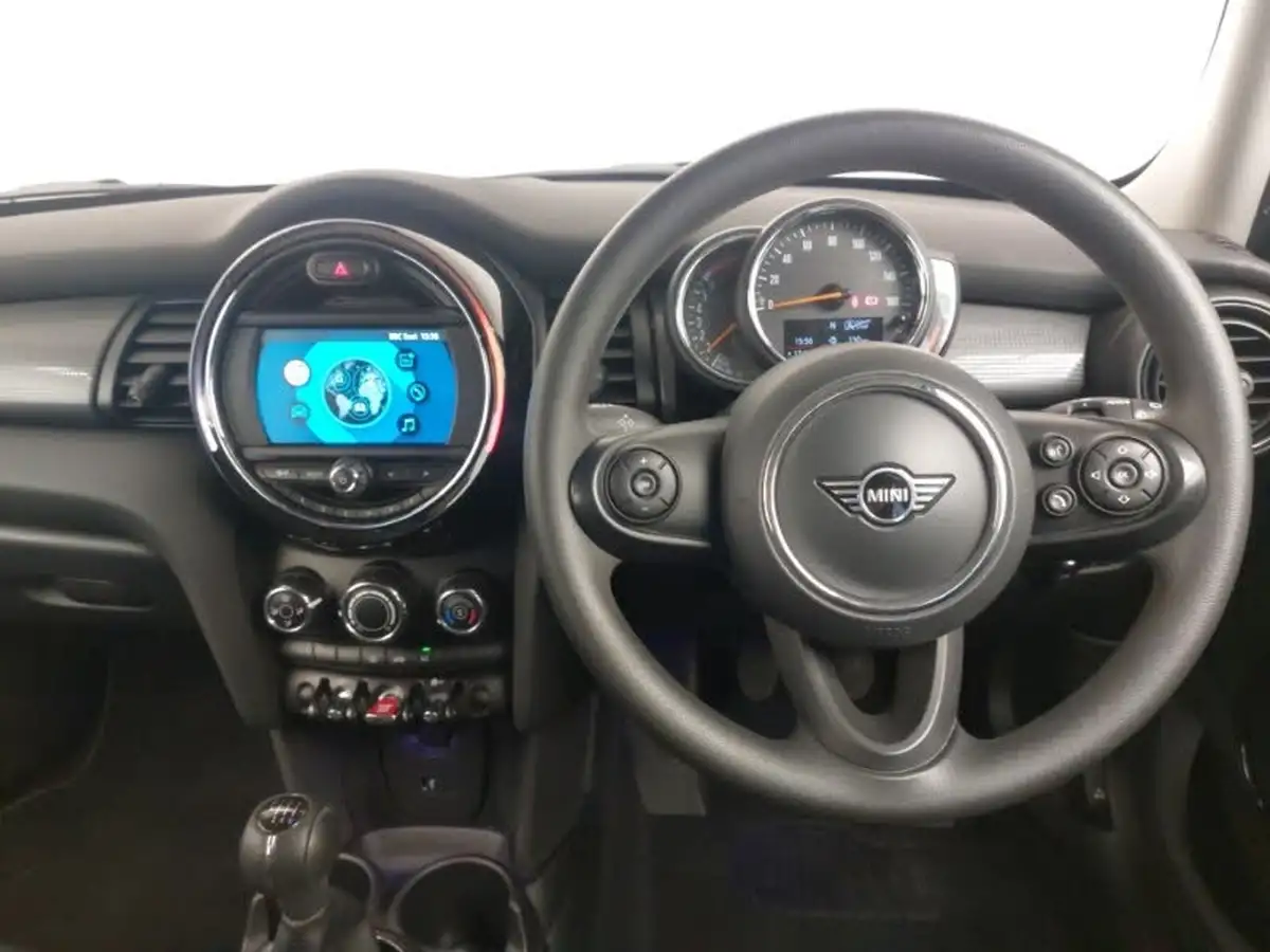 2019-mini-cooper-15-cooper-classic-hatchback-5d-big-4