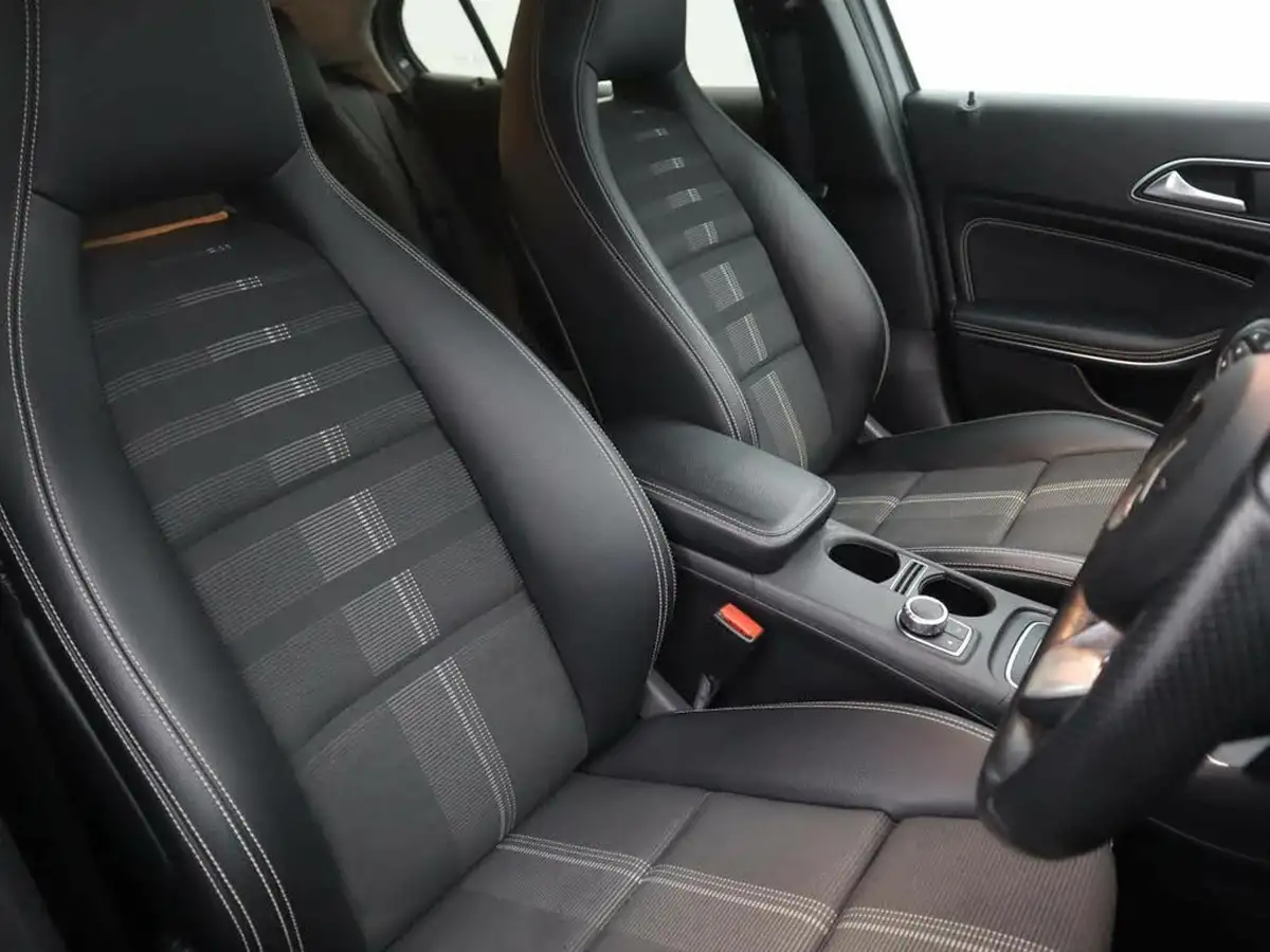 2020-mercedes-benz-gla-class-16-gla-180-urban-edition-7g-dct-big-10