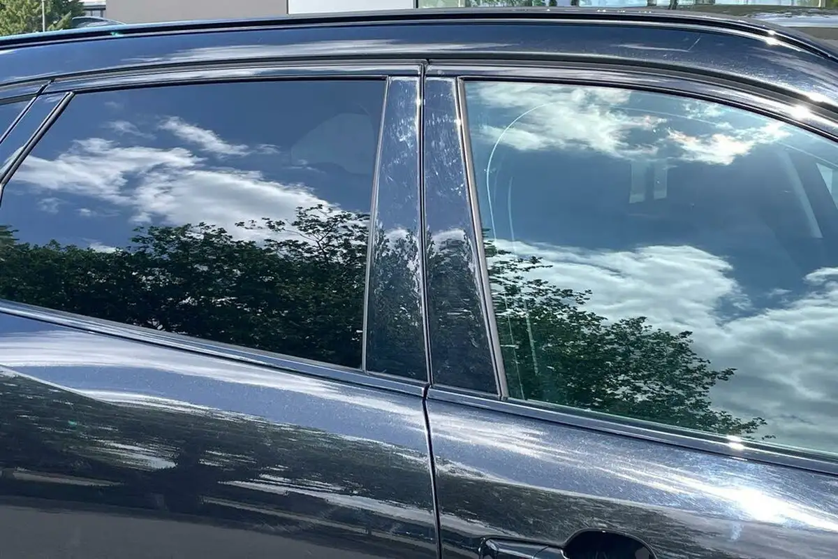 2021-jaguar-f-pace-20-d200-s-mhev-big-22