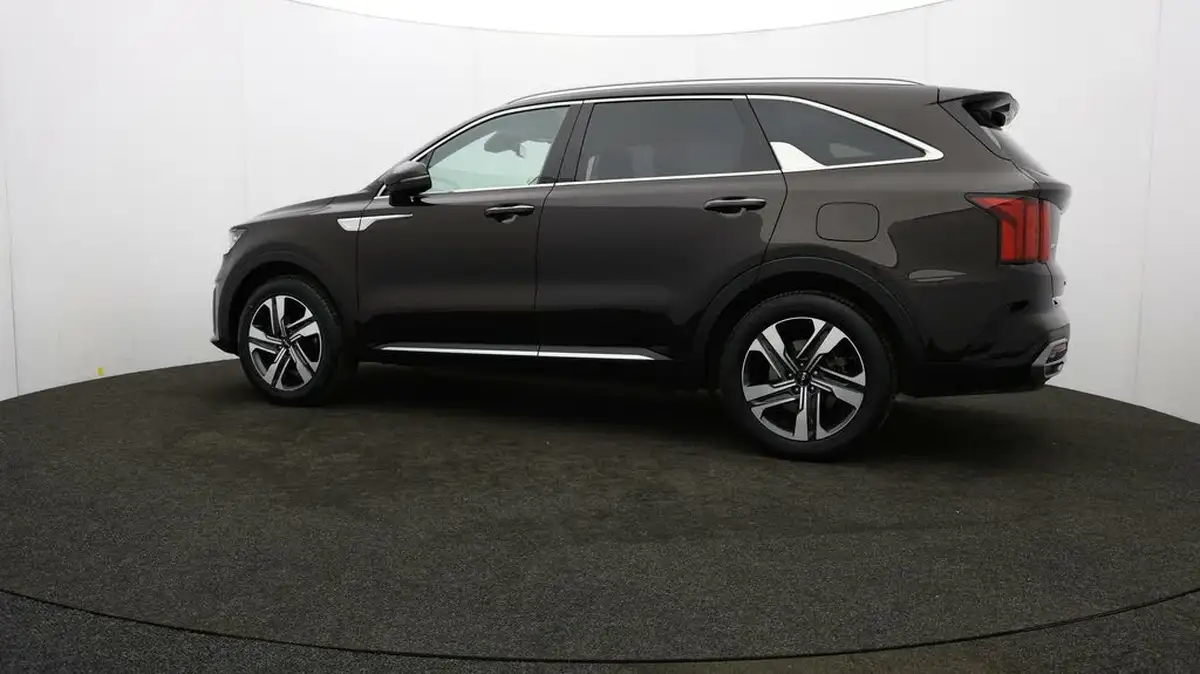 2022-kia-sorento-16-t-gdi-3-226bhp-hev-big-73