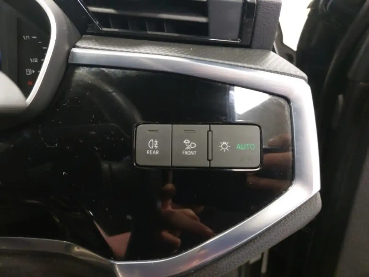 2022-audi-q3-15-35-tfsi-s-line-cod-station-wagon-tronic-big-9