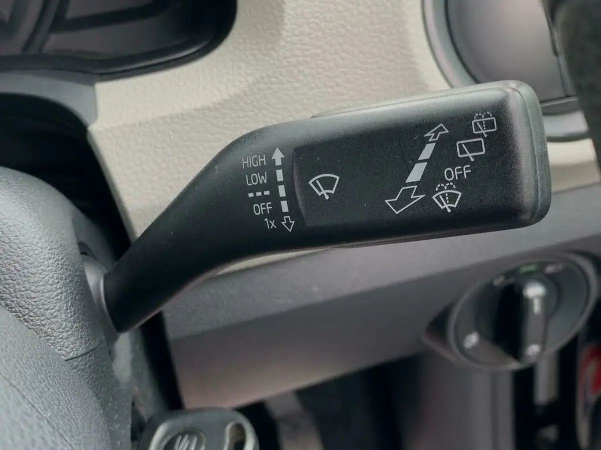 2015-seat-mii-10-s-3d-big-13