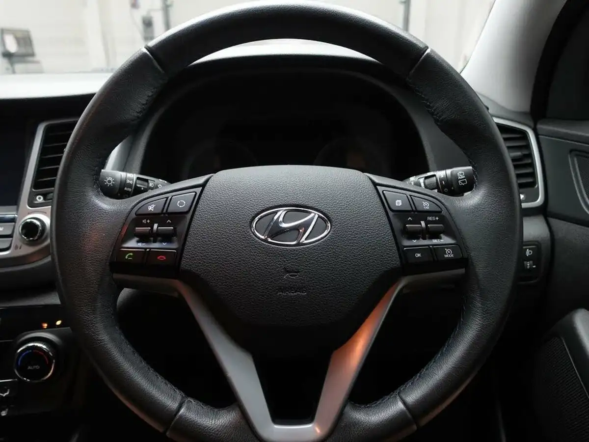 2016-hyundai-tucson-17crdi-blue-drive-se-nav-116ps-big-17