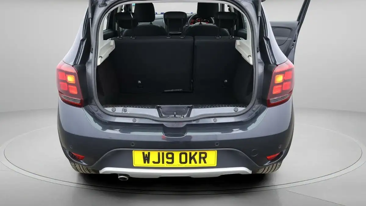 2019-dacia-sandero-stepway-15dci-comfort-big-16