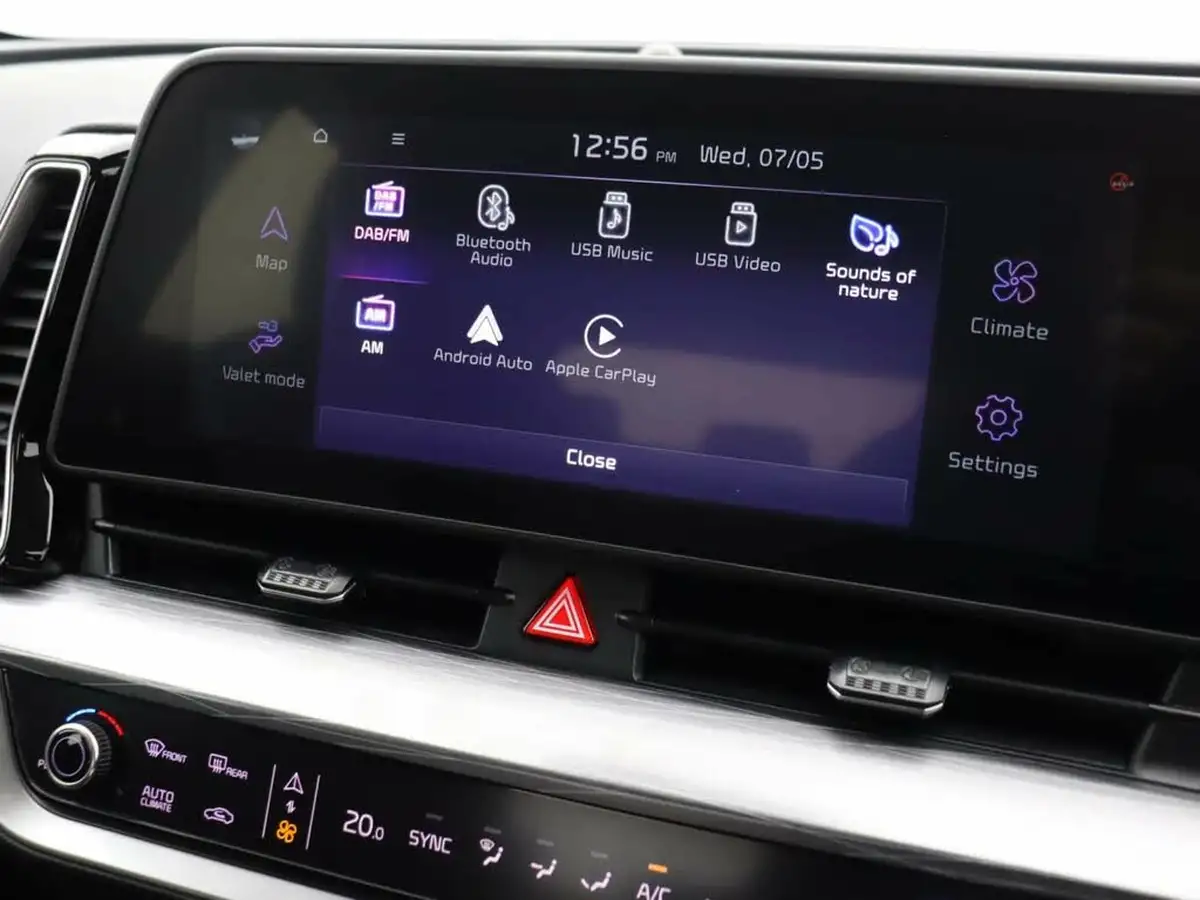 2025-kia-sportage-16-t-gdi-2-big-38