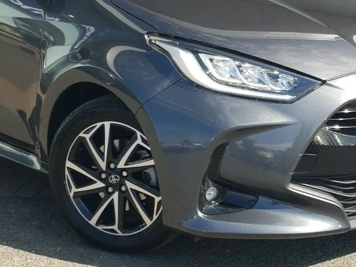 2022-toyota-yaris-15-vvt-i-design-big-8