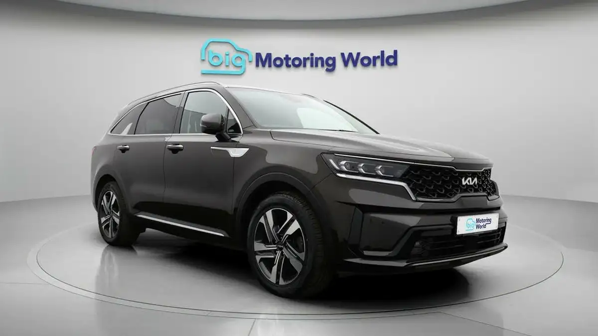 2022-kia-sorento-16-t-gdi-3-226bhp-hev-big-1