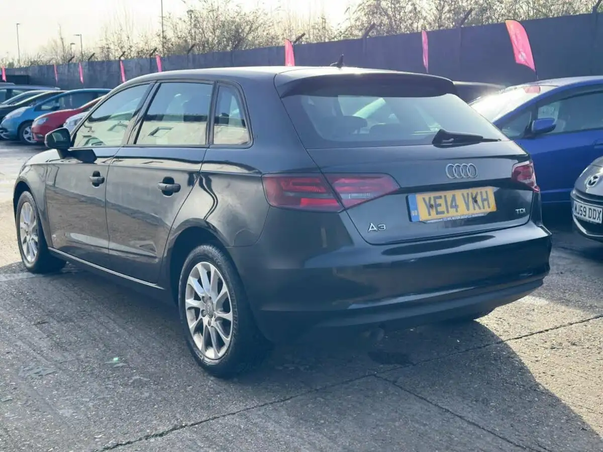 2014-audi-a3-16td-se-105ps-sportback-5d-big-16