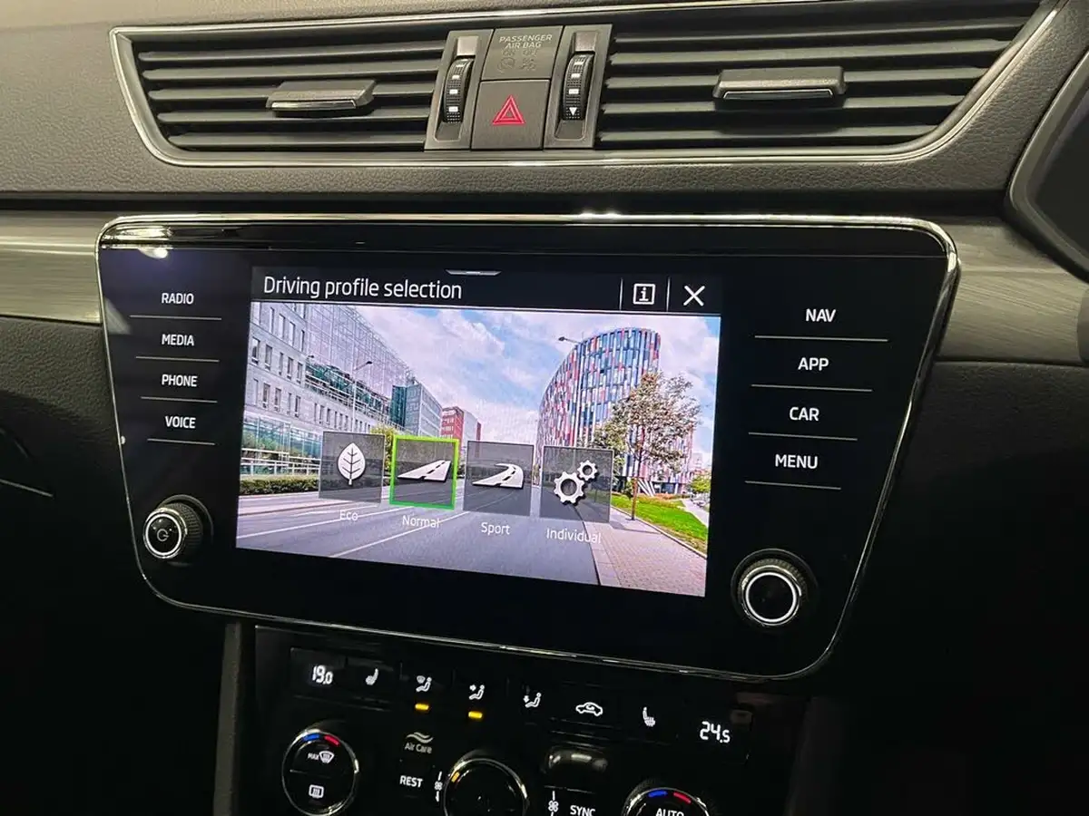 2021-skoda-superb-15-tsi-se-l-estate-dsg-big-18