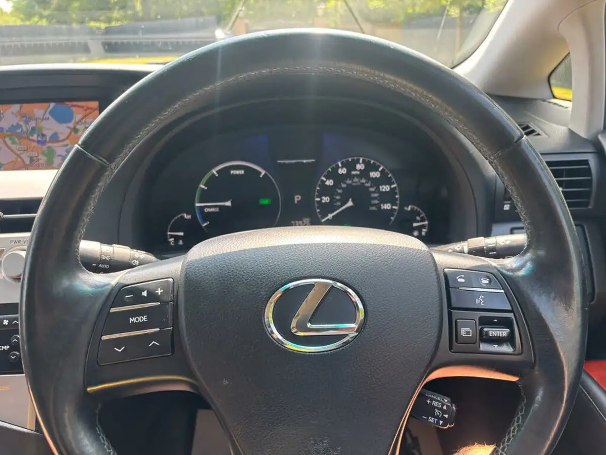2009-lexus-rx-450h-35-se-i-big-14