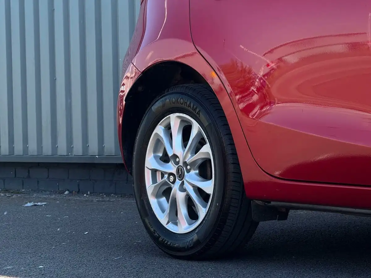 2015-mazda-mazda2-15-se-l-nav-big-15