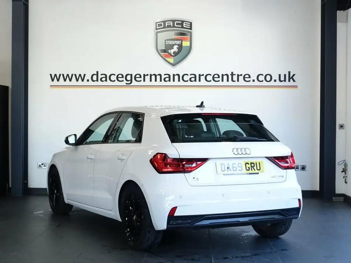 2020-audi-a1-10-30-tfsi-sport-116ps-big-6
