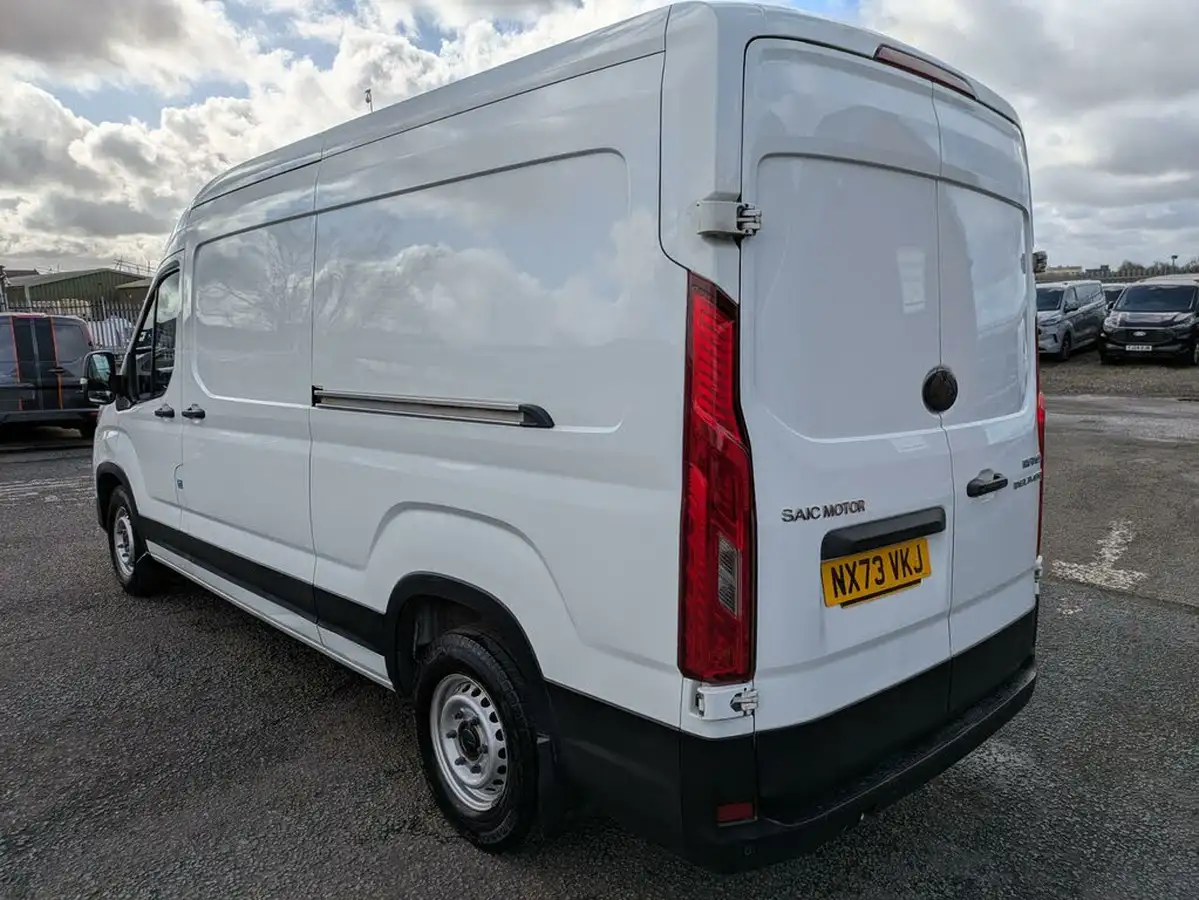 2023-maxus-deliver-9-big-4