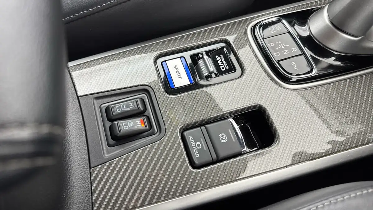 2019-mitsubishi-outlander-24-4h-phev-big-20