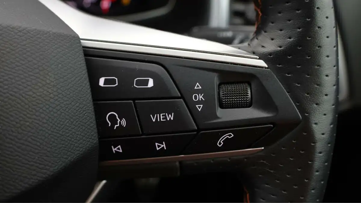2022-seat-ateca-15-ecotsi-fr-big-22