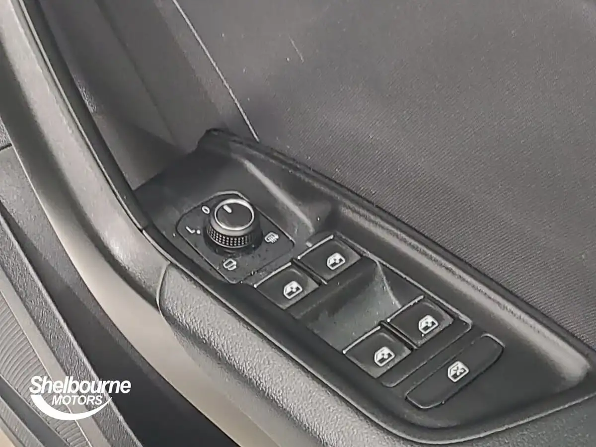 2021-audi-a1-10-25-tfsi-sport-big-42