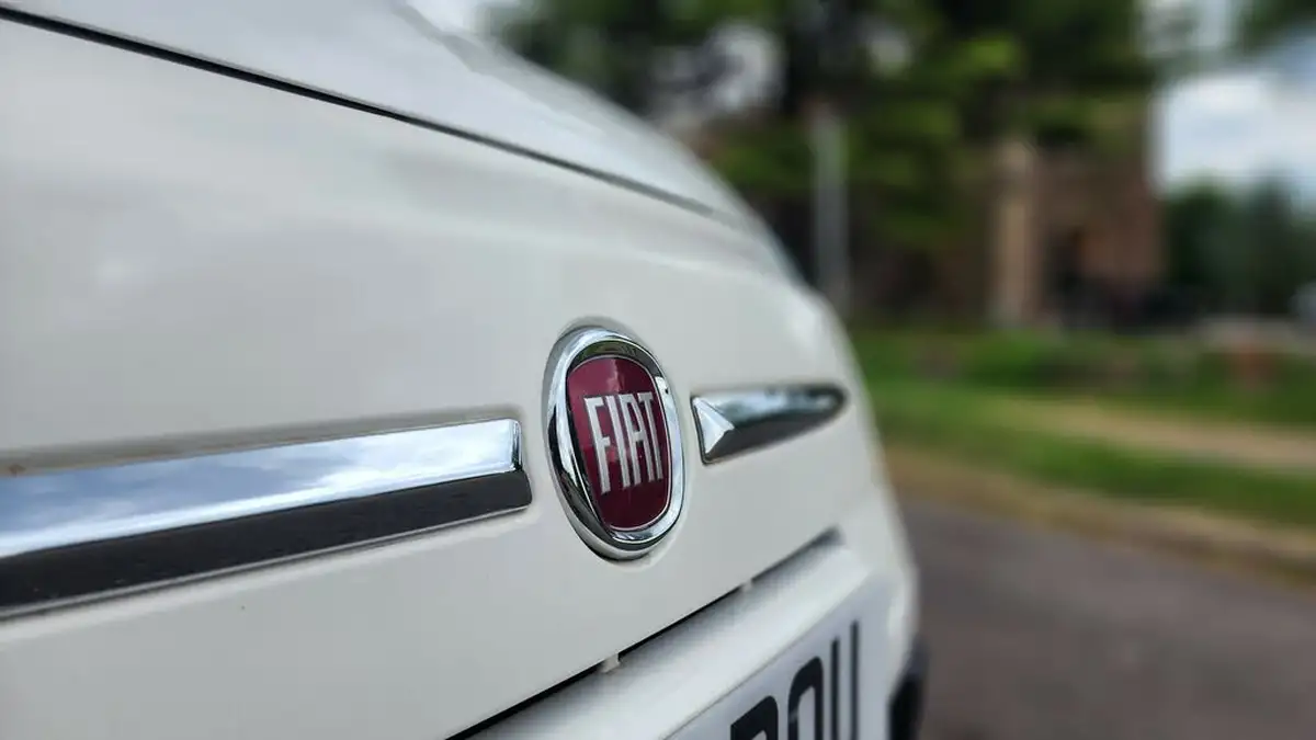 2015-fiat-500-12-pop-ss-big-2