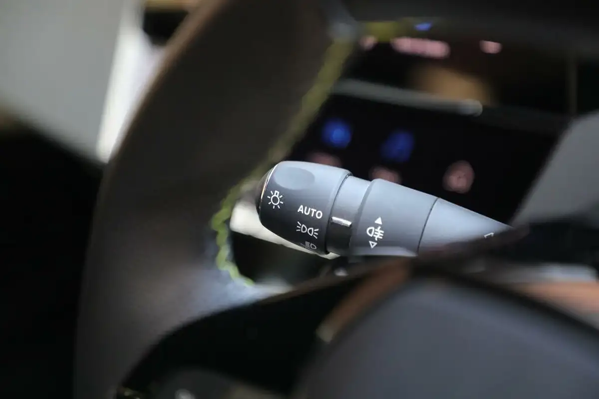 2023-peugeot-408-16-puretech-gt-225ps-big-31