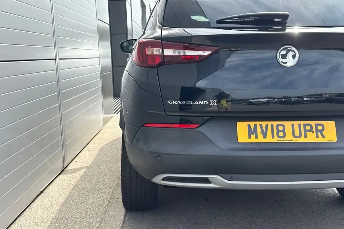 2018-vauxhall-grandland-x-12-elite-nav-132ps-big-29