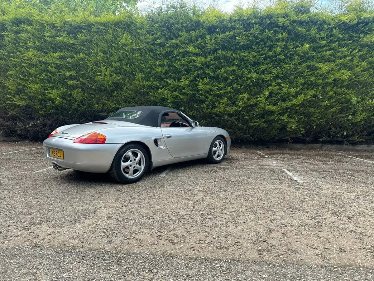 2000-porsche-boxster-27-big-6