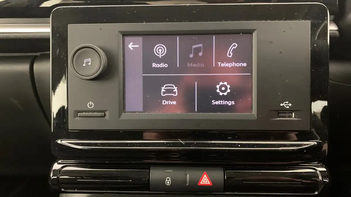 2022-citroen-c3-12-puretech-you-big-23