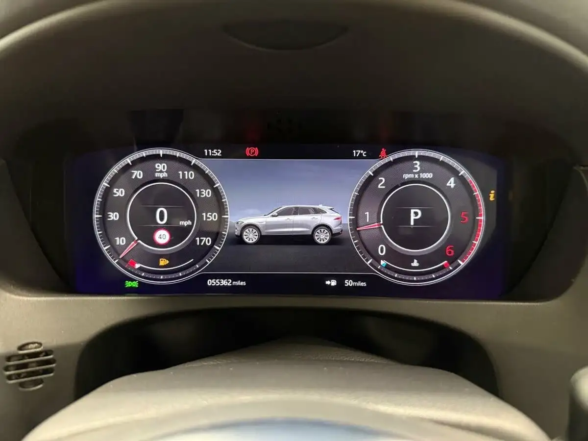 2019-jaguar-f-pace-20-i4d-chequered-flag-240ps-big-13