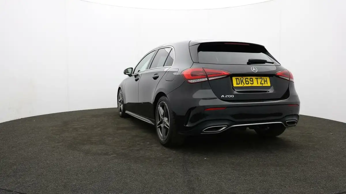 2019-mercedes-benz-a-class-13-a200-amg-line-hatchback-5d-big-71