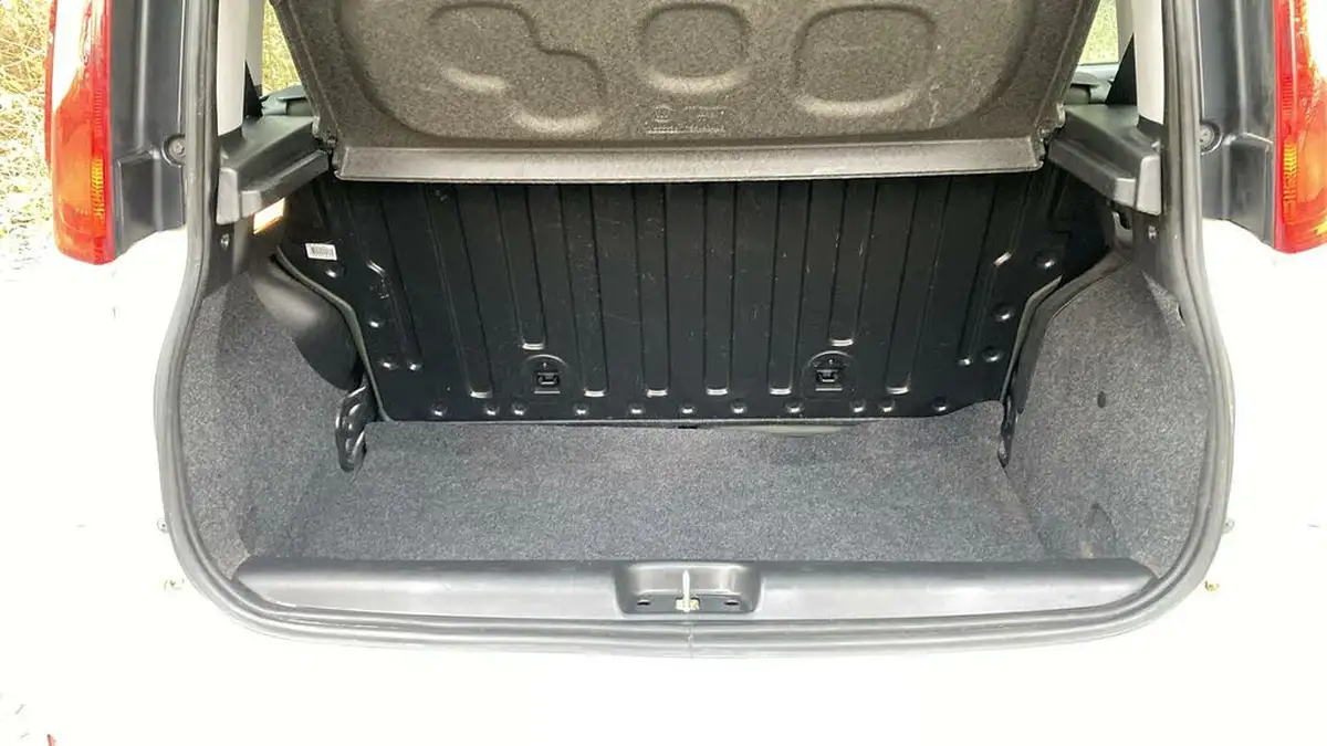 2014-fiat-panda-09-trekking-big-34