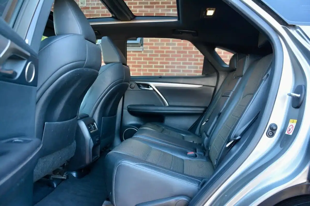 2016-lexus-rx-450h-35-f-sport-313ps-e-cvt-big-14