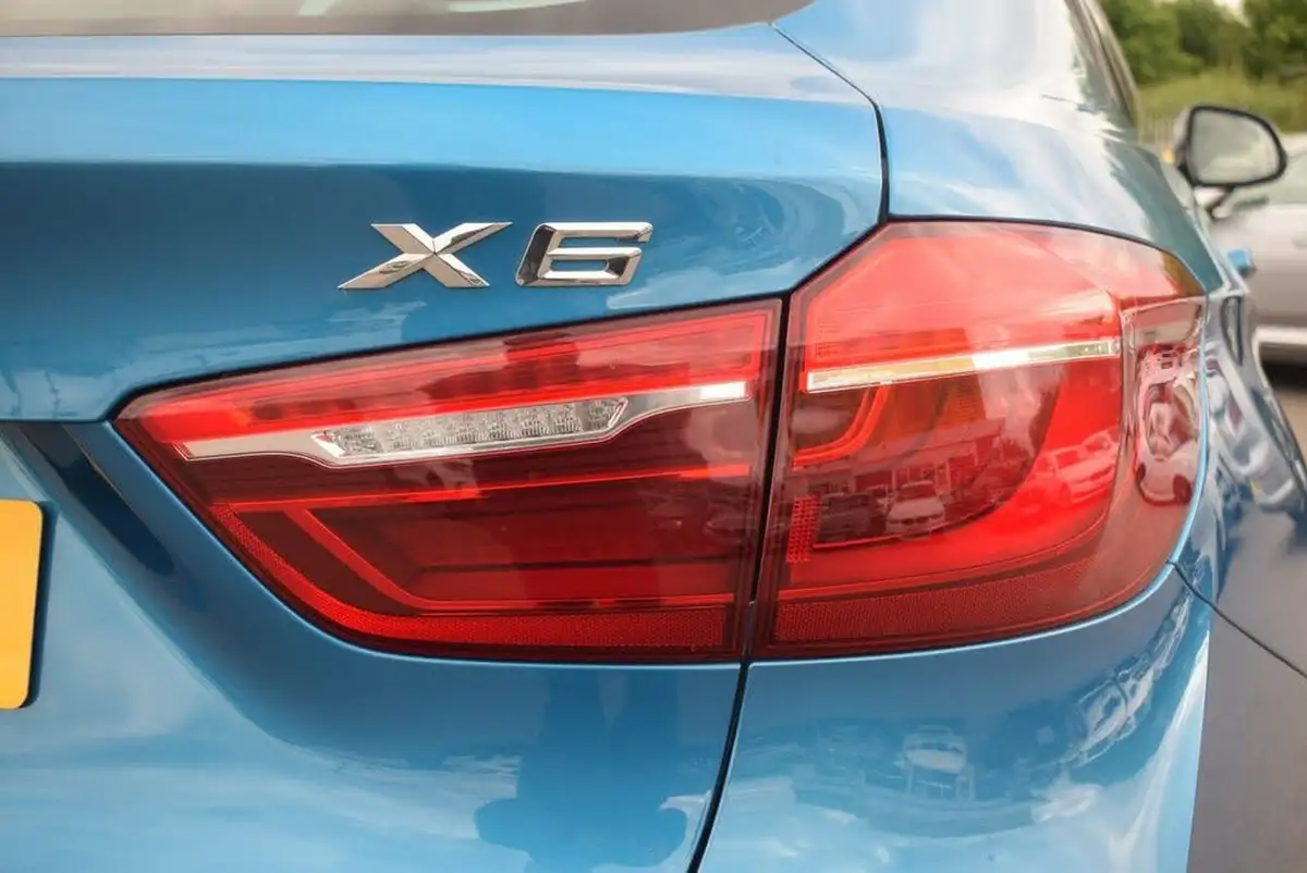 2018-bmw-x6-30td-xdrive40d-m-sport-big-18